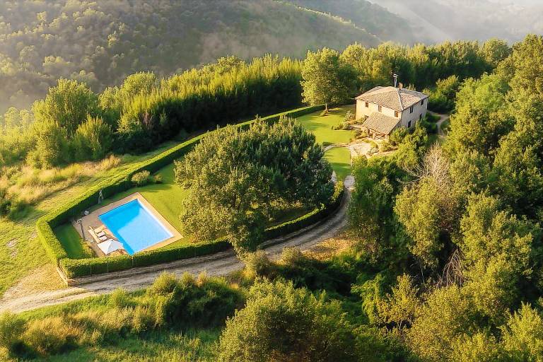 Ferienhaus in Castelraimondo f&uuml;r max. 12 Personen