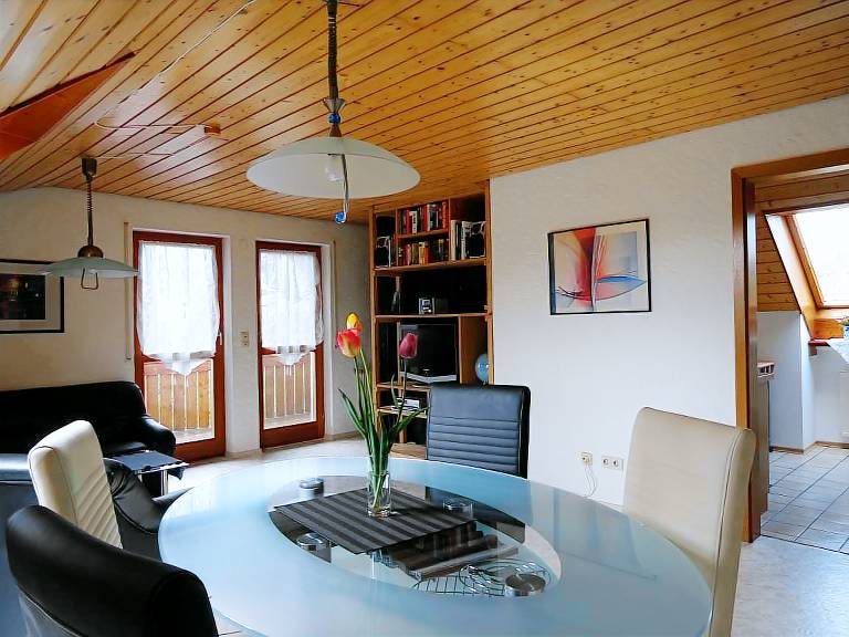 Fully equipped holiday apartment | Garden view | Pets are welcome — photo 3