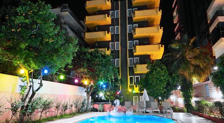 Gold Twins Boutique Hotel — photo 2