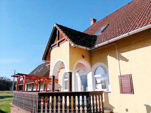 Apartment  Felsőcsöde