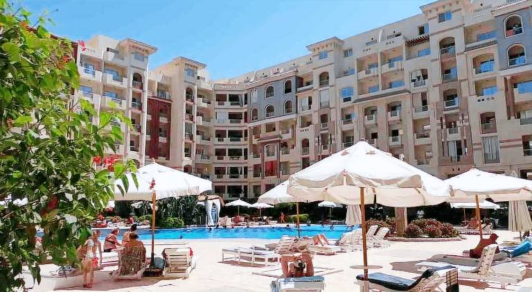 Holiday apartment with pool in Hurghada
