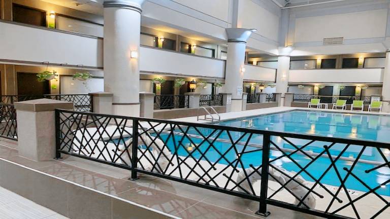 Holiday Inn & Suites Chicago North Shore (Skokie) by IHG — photo 2