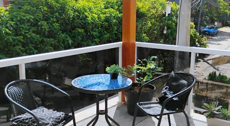 Vacation home with pool — photo 4