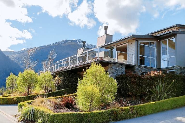 House  Queenstown