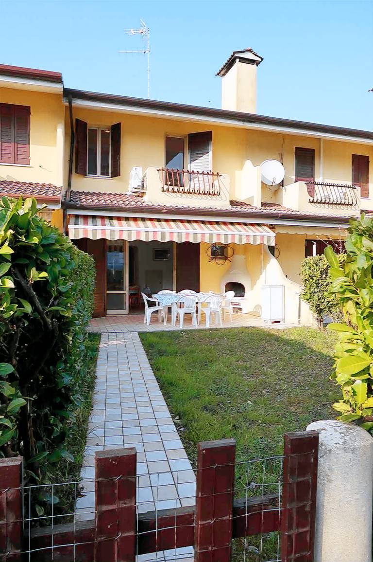 House with pool, terrace & garden | Beach nearby | Pets are welcome — photo 2