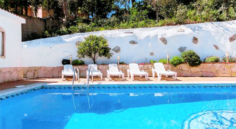 Beautiful villa with pool | Close to the beach | Pet-friendly in Lloret de Mar