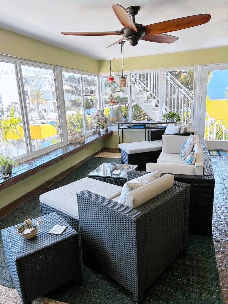 House with BBQ | Water view — photo 2