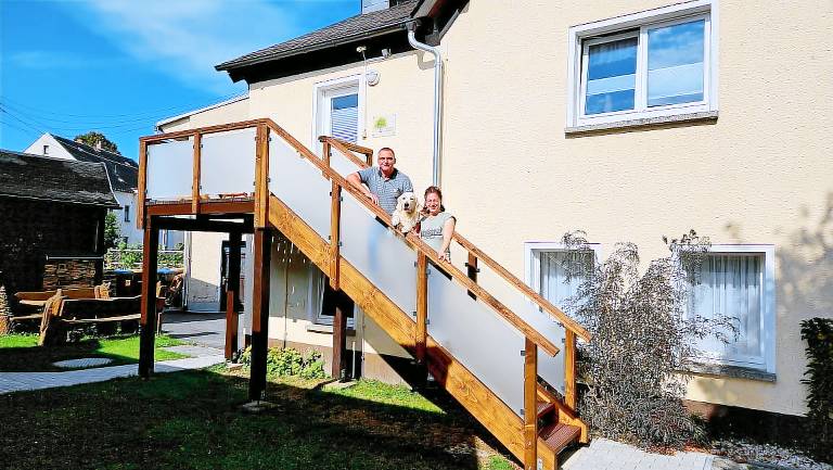 Holiday apartment with barbecue, patio & garden | Garden view — photo 3