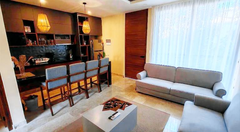 Holiday apartment with hot tub & pool — photo 2
