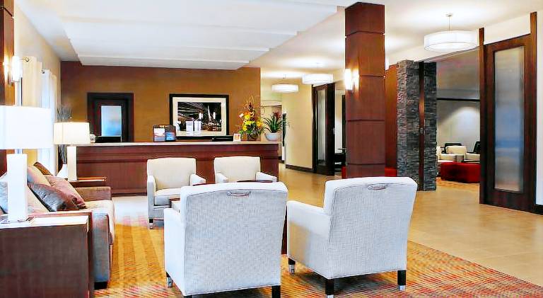 Four Points by Sheraton Winnipeg South — photo 4