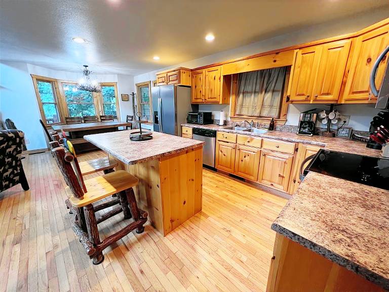 Cabin Hothouse