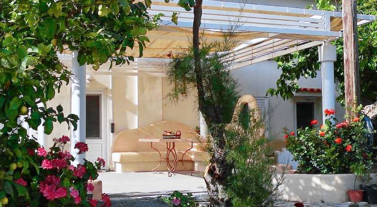 Villa with barbecue, garden & terrace in Samos