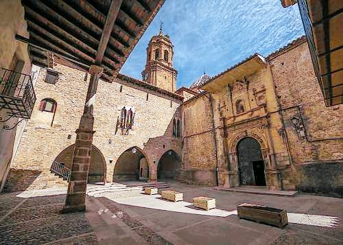 Casa Tronchón