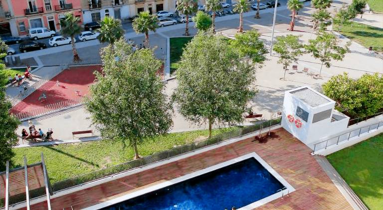 Family-oriented pleasant rental apartment with terrace & pool | Next to the beach | Pet-friendly — photo 4