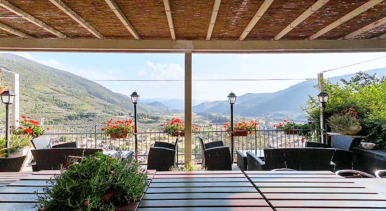 Vacation home with yard, sauna & patio | Perfect for remote work — photo 2