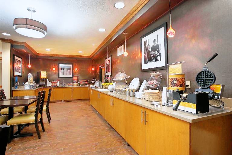 Hampton Inn Alamogordo — photo 3