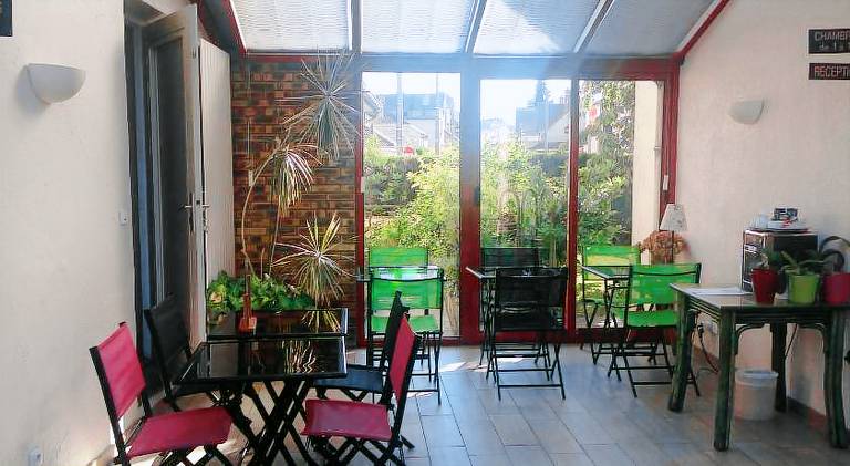 Contact Hotel Hotel De Troyes — photo 4