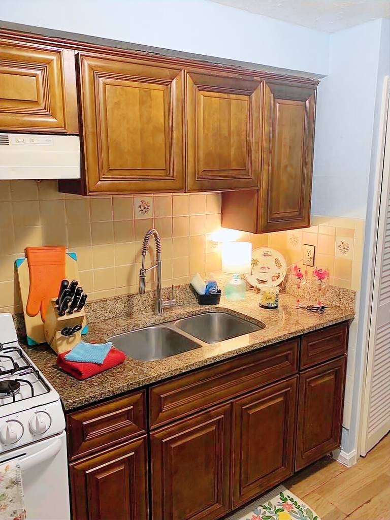 Condo with terrace — photo 2