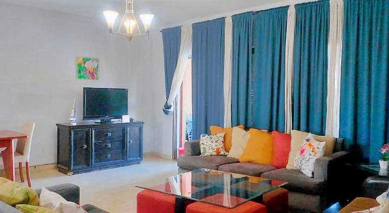 Apartment with pool — photo 2