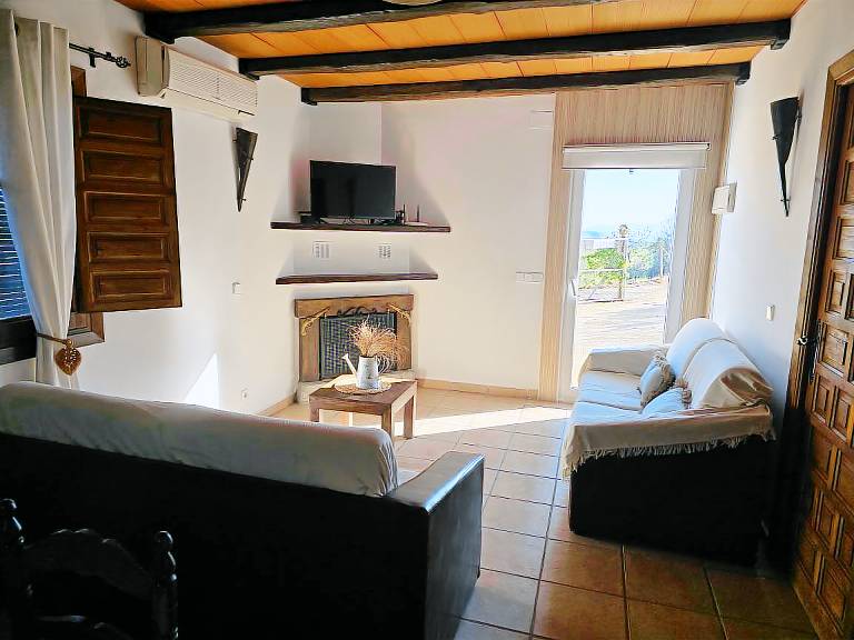 Holiday Home 'Casa Rural Villa Campito' with Mountain View, Private Pool and Wi-Fi — photo 2