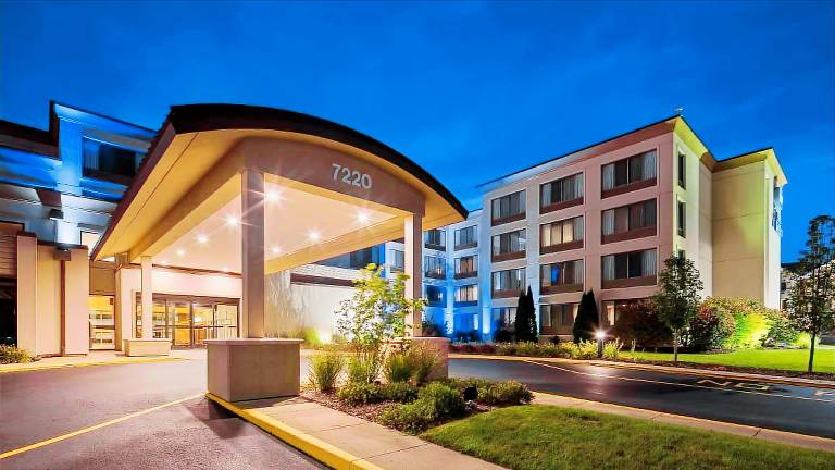 Best Western Executive Inn Kenosha/Pleasant Prairie in Kenosha, WI