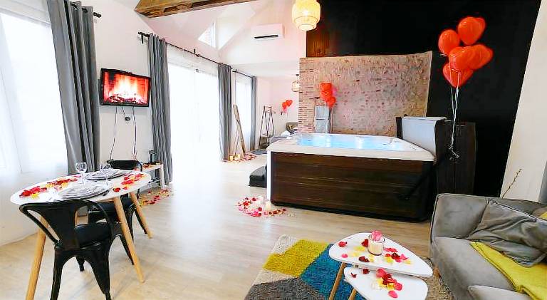 Lovely house with jacuzzi | Dogs allowed — photo 2