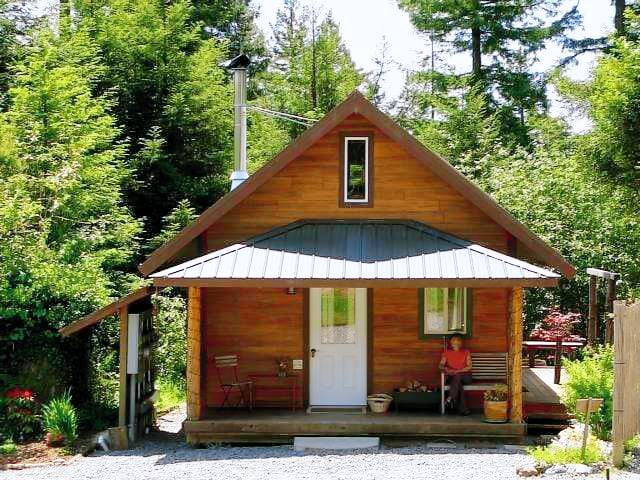 Cabin  McKinleyville