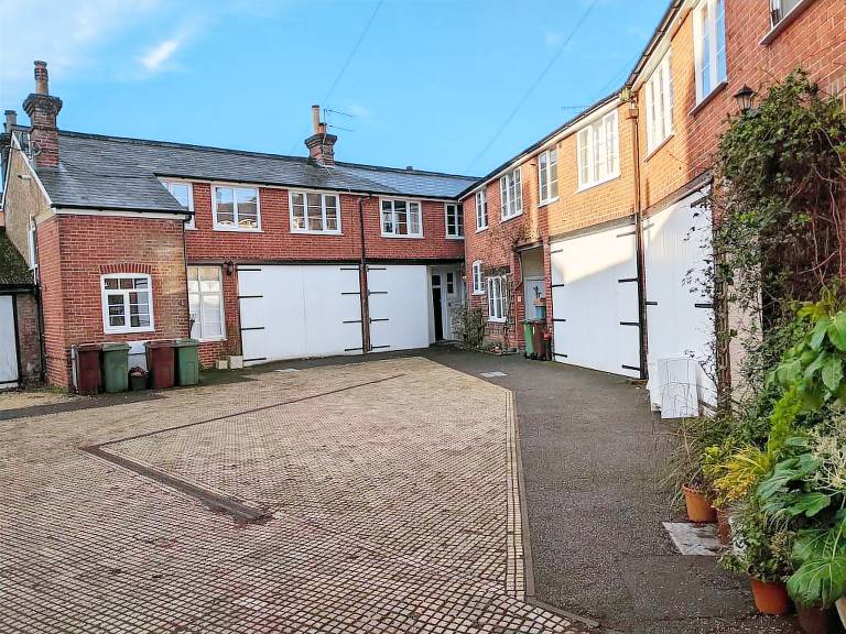 House Royal Tunbridge Wells