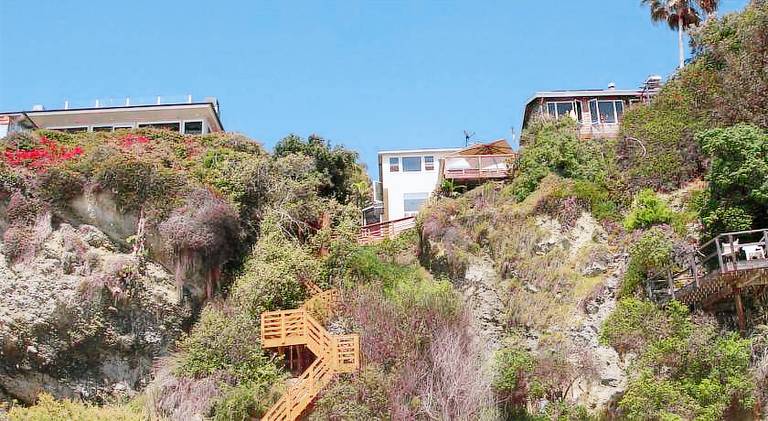 OCEAN FRONT Beach HOUSE! Private Stairs to SAND! — photo 2