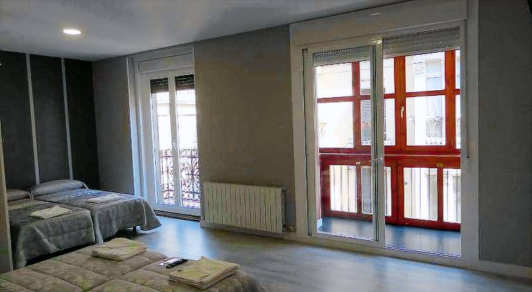 Pension La Bilbaina - Albergue Logrono in Logroño