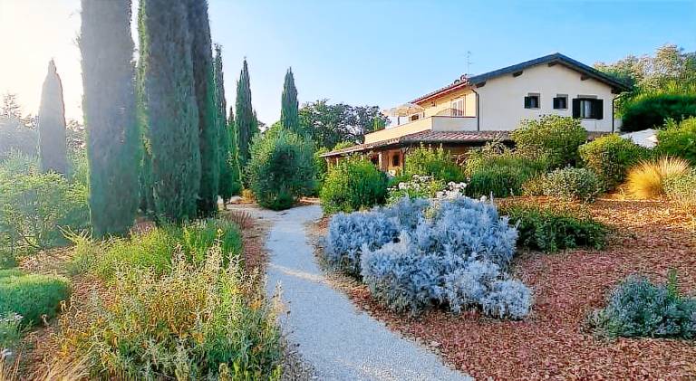 Casale Terre Rosse Garden in Manciano