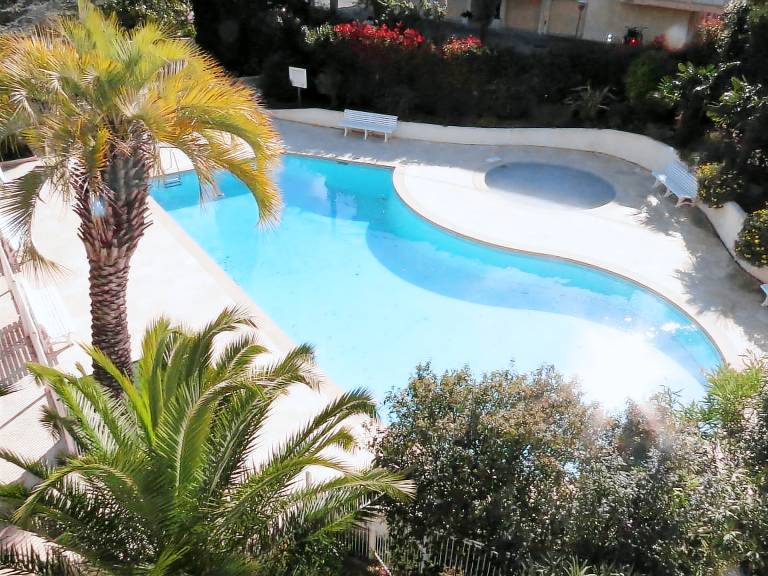 Lovely apartment with pool | Pets are welcome in Sainte-Maxime