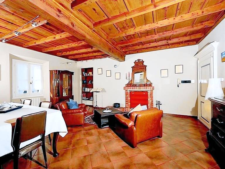 Appartamento Varallo Pombia