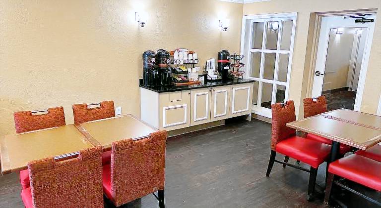 Red Roof Inn Southfield — photo 4