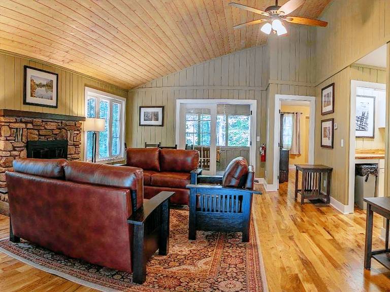 Kanuga Inn & Lodging — photo 2