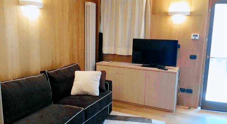 Apartment with 2 rooms for 7 persons — photo 2