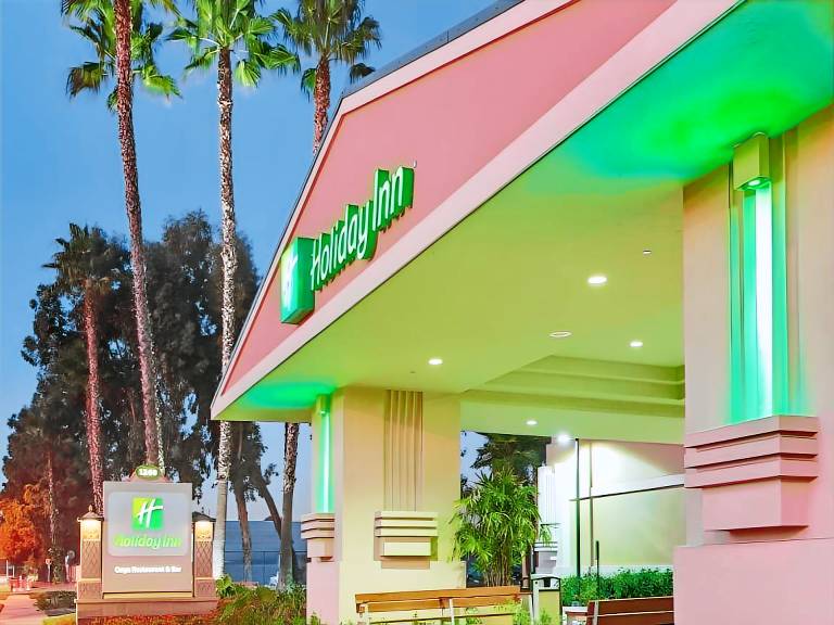 Holiday Inn Hotel & Suites Anaheim By IHG in Anaheim, CA