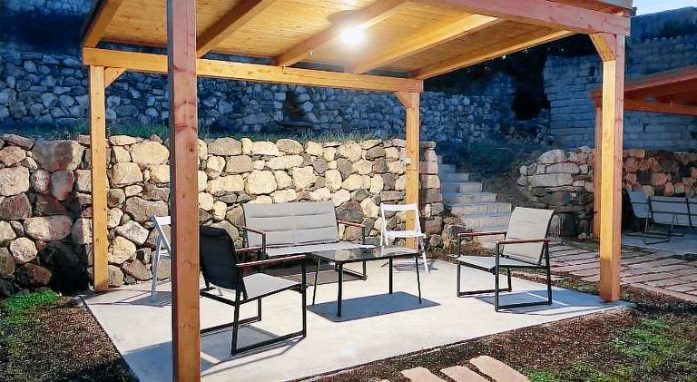 House with 2 rooms for 4 persons — photo 3