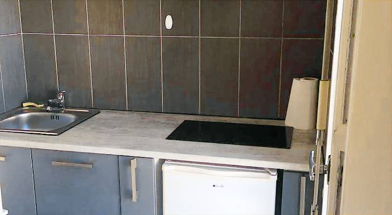 Apartment with patio | Pet-friendly — photo 4
