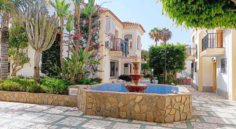 Rental apartment with pool — photo 4