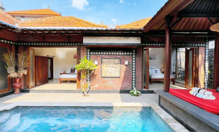 Villa with pool & terrace in Bali