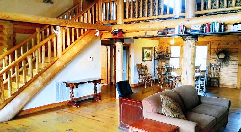 The Smoke House Lodge And Cabins — photo 5