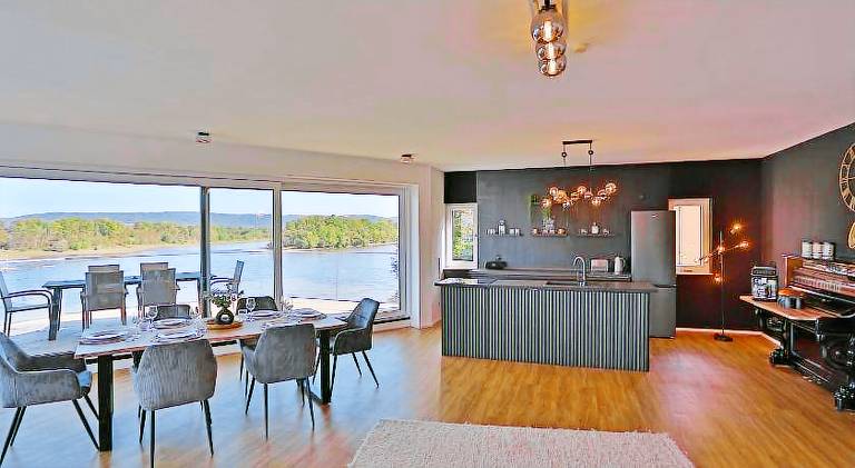 Holiday apartment with 2 rooms for 5 persons — photo 4