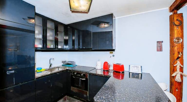 Apartment with 1 room for 4 persons — photo 3