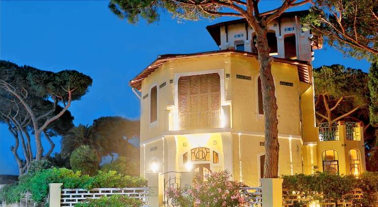 Bed & Breakfast  Santa Marinella