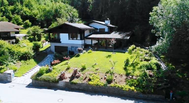 Villa with 4 rooms for 8 persons in Berchtesgaden