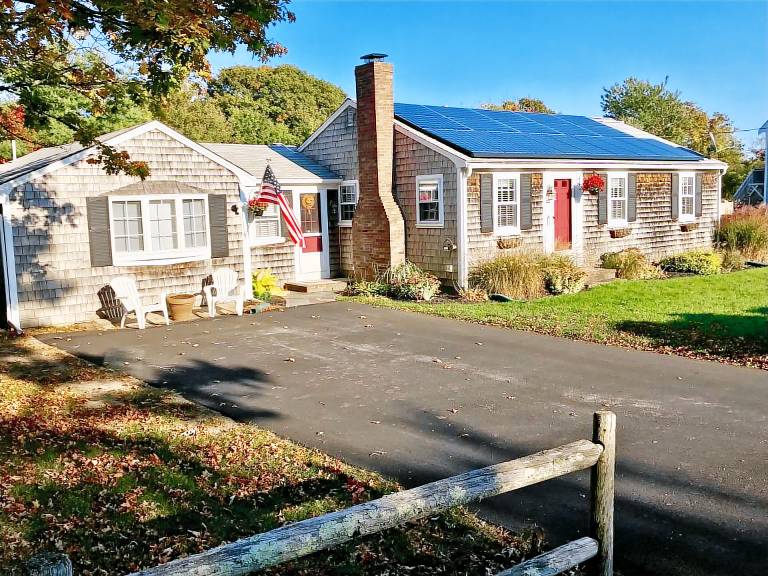 House  West Yarmouth