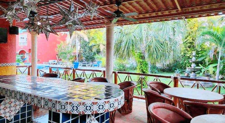 Villa with barbeque, pool & terrace | Pets are welcome — photo 5
