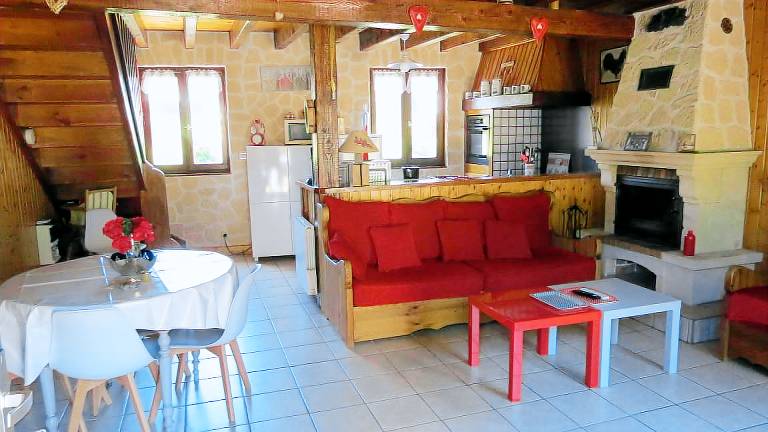 Gite with grill, patio & yard — photo 5