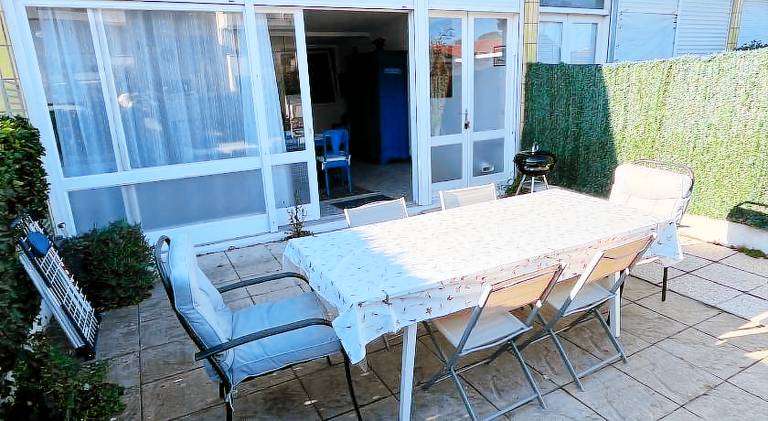 Rental apartment with patio & BBQ — photo 3
